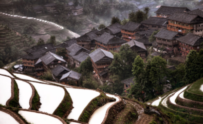 Pueblo de montaña en China. Foto por Christian Ortiz
