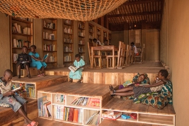 Biblioteca en Burundi, diseñada por BC ARCHITECTS