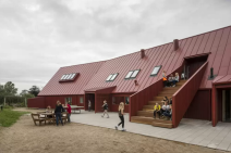 Centro Comunitario Juvenil en Dinamarca, diseñado por Cornelius + Vöge y fotografiado por Adam Mørk